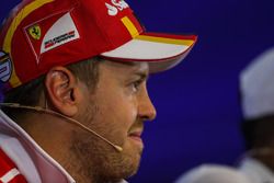 Sebastian Vettel, Ferrari en la conferencia de prensa de al FIA