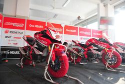 Paddock Astra Honda Racing Team