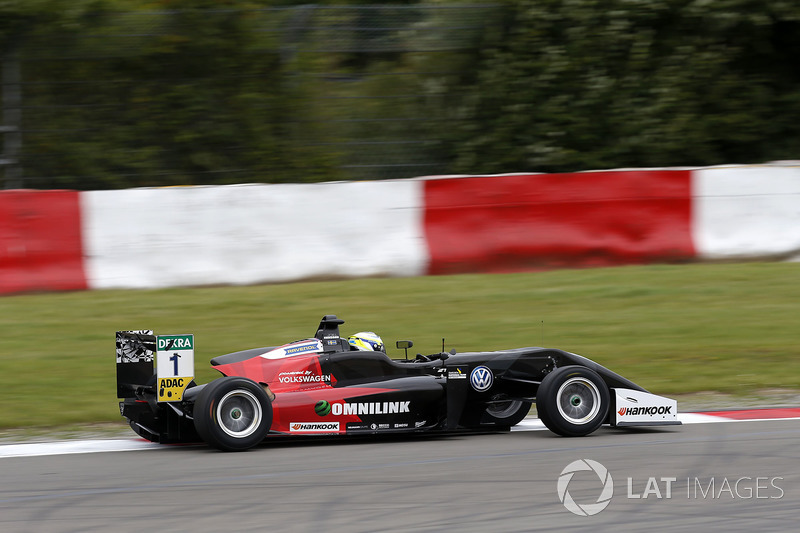 Joel Eriksson, Motopark Dallara F317 - Volkswagen
