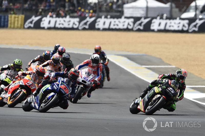 Johann Zarco, Monster Yamaha Tech 3 overtakes Maverick Viñales, Yamaha Factory Racing