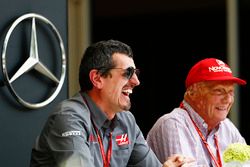 Guenther Steiner, Team Principal, Haas F1 Team, Niki Lauda, Non-Executive Chairman, Mercedes AMG