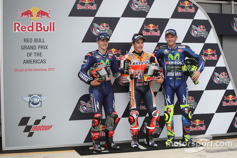 Clasificación: pole para Marc Marquez, Repsol Honda Team, segundo lugar para Maverick Viñales, Yamaha Factory Racing, y tercer lugar para Valentino Rossi, Yamaha Factory Racing