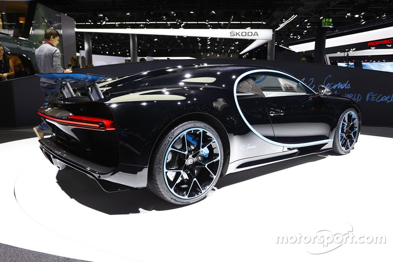 Bugatti Chiron 0-400-0 display