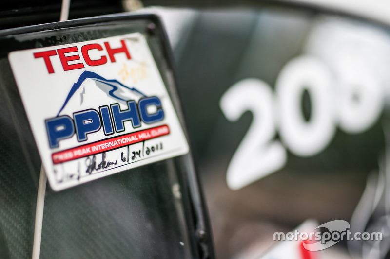 Sébastien Loeb, Peugeot 208 T16 Pikes Peak
