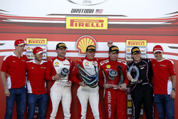 Podio: il vincitore della gara Thomas Loefflad, StileF Squadra Corse; il secondo classificato Vladimir Hladik, Baron Service; al terzo posto Rick Lovat, Kessel Racing; Corinna Gostner, Ineco - MP Racing con James Calado; Sam Bird; Davide Rigon