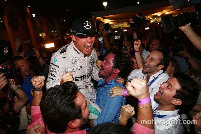 Nico Rosberg, Mercedes AMG Petronas F1 celebrates winning the world championship with his friends an