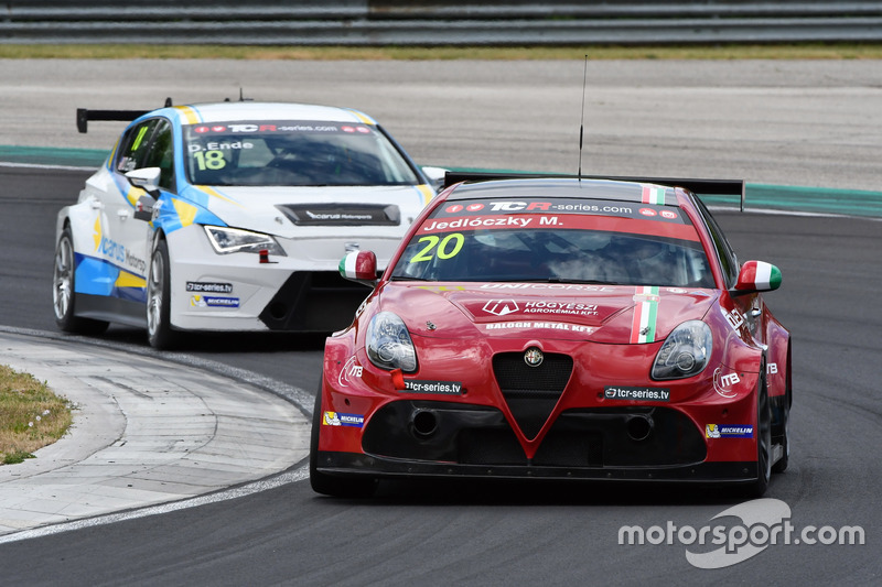 Márk Jedlóczky, Unicorse Team, Alfa Romeo Giulietta TCR