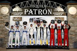 Podio GTLM: i vincitori Antonio Garcia, Jan Magnussen, Mike Rockenfeller, Corvette Racing, al second