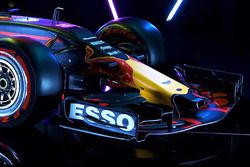 L'avant de la Red Bull Racing RB13