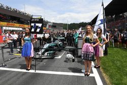 Pitspoezen, de auto van Valtteri Bottas, Mercedes AMG F1 W08