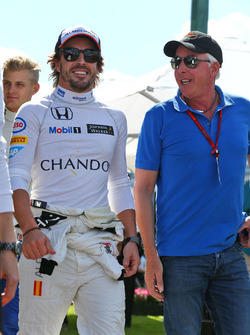 Fernando Alonso, McLaren avec Keith Sutton