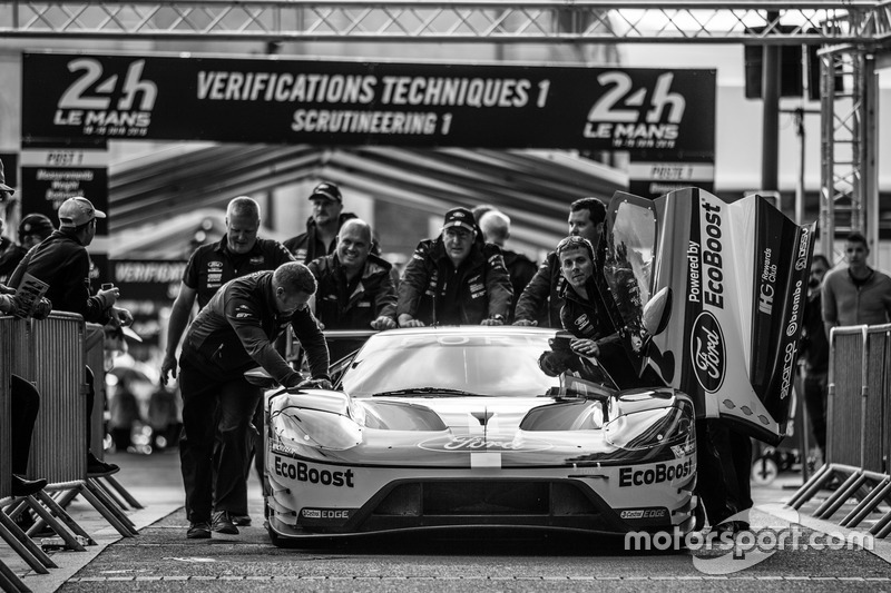 #68 Ford Chip Ganassi Racing Ford GT