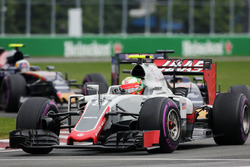 Romain Grosjean, Haas F1 Team VF-16