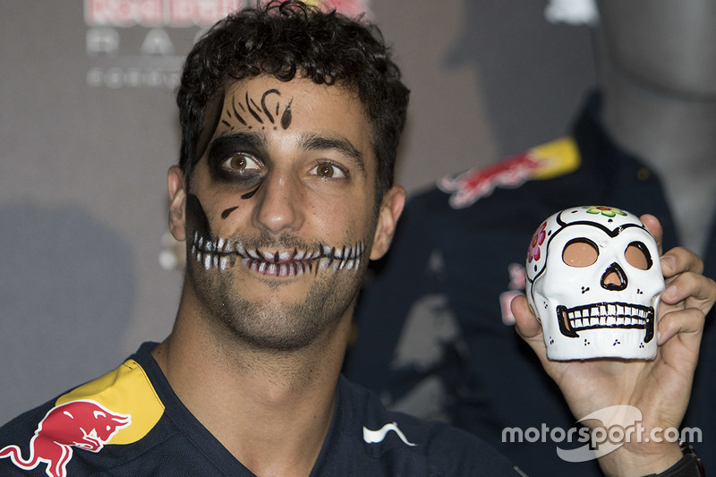 Даніель Ріккардо, Red Bull Racing, уособлював череп