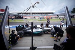Pitstop Lewis Hamilton, Mercedes AMG F1 W07 Hybrid