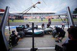 Pitstop Lewis Hamilton, Mercedes AMG F1 W07 Hybrid