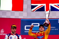 Podium : le vainqueur Jordan King, Racing Engineering