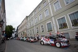 Rally di Estonia, auto in fila