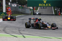 Carlos Sainz Jr., Scuderia Toro Rosso STR11