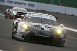 #88 Proton Racing Porsche 911 RSR: Khaled Al Qubaisi, David Heinemeier Hansson, Patrick Long