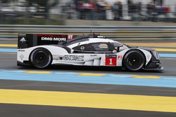 #1 Porsche Team, Porsche 919 Hybrid: Timo Bernhard, Mark Webber, Brendon Hartley
