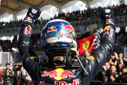 Race winner Daniel Ricciardo, Red Bull Racing celebrates in parc ferme