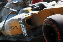 The burned car of Kevin Magnussen, Renault Sport F1 Team RS20