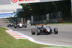 Alessandro Bracalente precede Paolo Collivadino