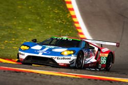 #66 Ford Chip Ganassi Racing Team UK Ford GT: Olivier Pla, Stefan Mücke, Billy Johnson