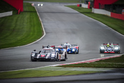 #2 Porsche Team Porsche 919 Hybrid: Romain Dumas, Neel Jani, Marc Lieb