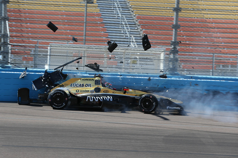 James Hinchcliffe, Schmidt Peterson Motorsports Honda crash