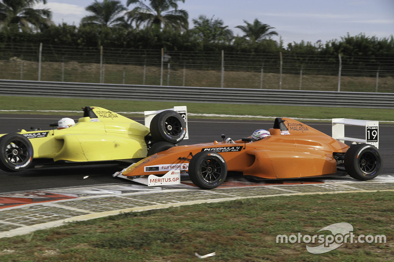 Akash Gowda and Isyraf Danish crash