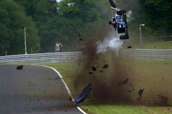 Ameya Vaidyanathan in a huge crash