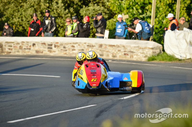 Ian Bell, Carl Bell, LCR, Ian Bell Motorcycles
