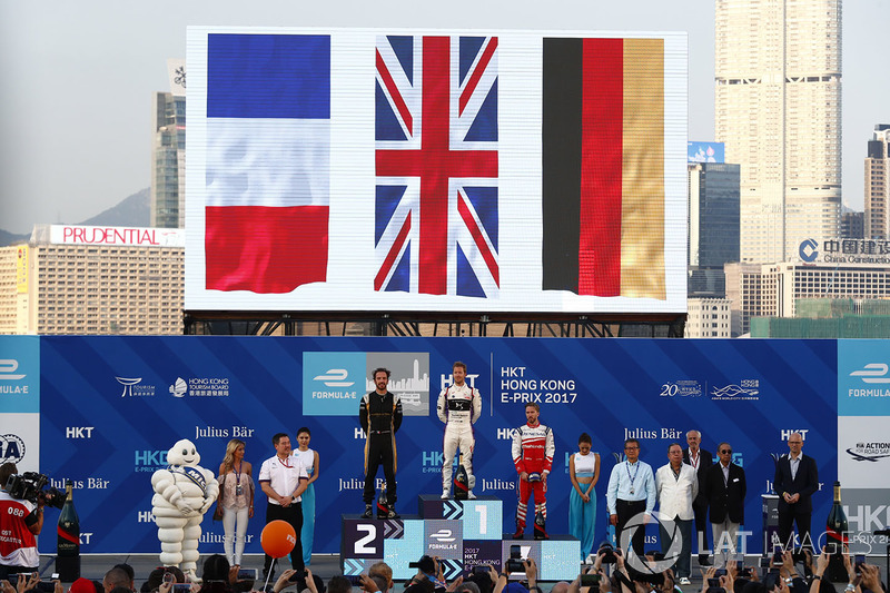 Podio: ganador, Sam Bird, DS Virgin Racing, segundo Jean-Eric Vergne, Techeetah, tercero Nick Heidfeld, Mahindra Racing