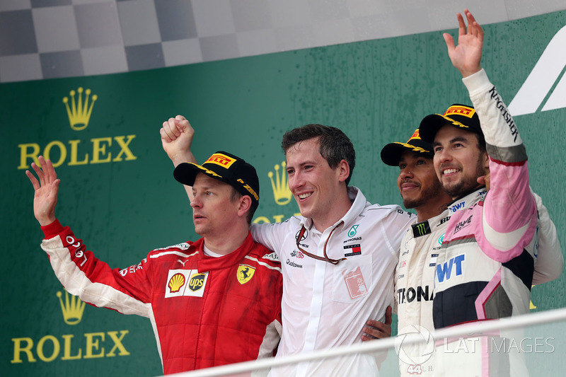 Podio: Ganador, Lewis Hamilton, Mercedes-AMG F1, segundo, Kimi Raikkonen, Ferrari, tercero, Sergio Perez, Force India
