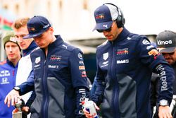 Max Verstappen, Red Bull Racing, et Daniel Ricciardo, Red Bull Racing, lors de la parade des pilotes