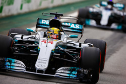 Lewis Hamilton, Mercedes AMG F1 W08, Valtteri Bottas, Mercedes AMG F1 W08