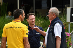 Christian Horner, Red Bull Racing Takım Patronu, Dr Helmut Marko, Red Bull Motorsporları Danışmanı, Cyril Abiteboul, Renault Sport F1 Direktörü