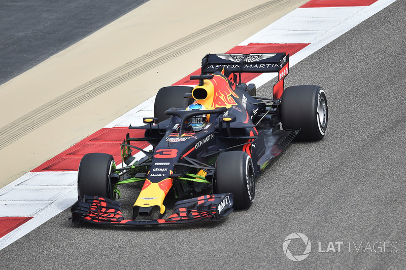 Daniel Ricciardo, Red Bull Racing RB14 avec de la peinture aérodynamique