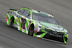 Kyle Busch, Joe Gibbs Racing, Toyota Camry Interstate Batteries