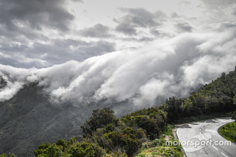 Atmosphere at Tour de Corse