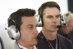 Jeff Gordon in der Mercedes-Box