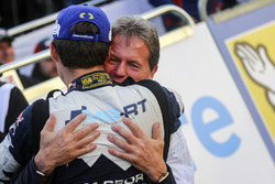 Malcolm Wilson, directeur M-Sport, avec Sébastien Ogier, M-Sport
