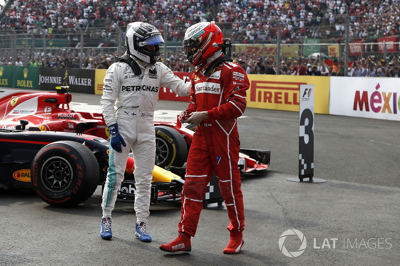 Segundo, Valtteri Bottas, Mercedes AMG F1, tercero, Kimi Raikkonen, Ferrari