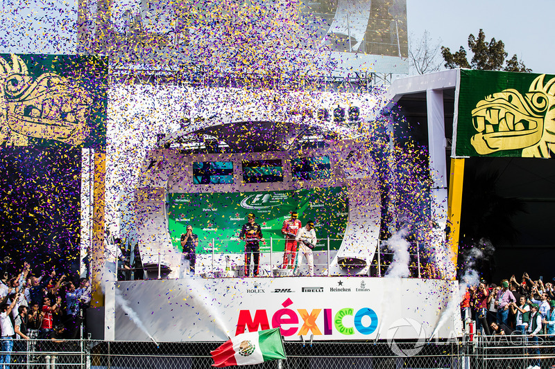 Podium: race winner Max Verstappen, Red Bull Racing, second place Valtteri Bottas, Mercedes AMG F1,
