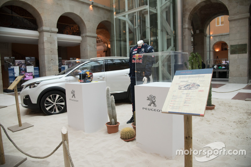 Carlos Sainz, Lucas Cruz, Peugeot Sport