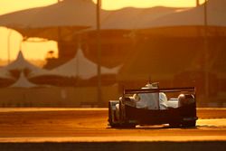 #2 Porsche Team Porsche 919 Hybrid: Timo Bernhard, Earl Bamber, Brendon Hartley