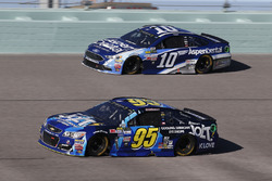 Michael McDowell, Leavine Family Racing Chevrolet, Danica Patrick, Stewart-Haas Racing Ford