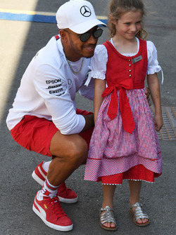 Lewis Hamilton, Mercedes-AMG F1 and young fan